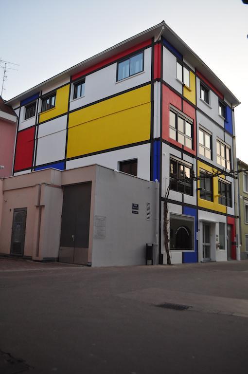 Maison Mondrian Mulhouse Bagian luar foto